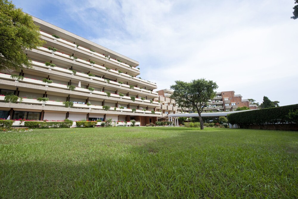 Suites Marilia Apartments