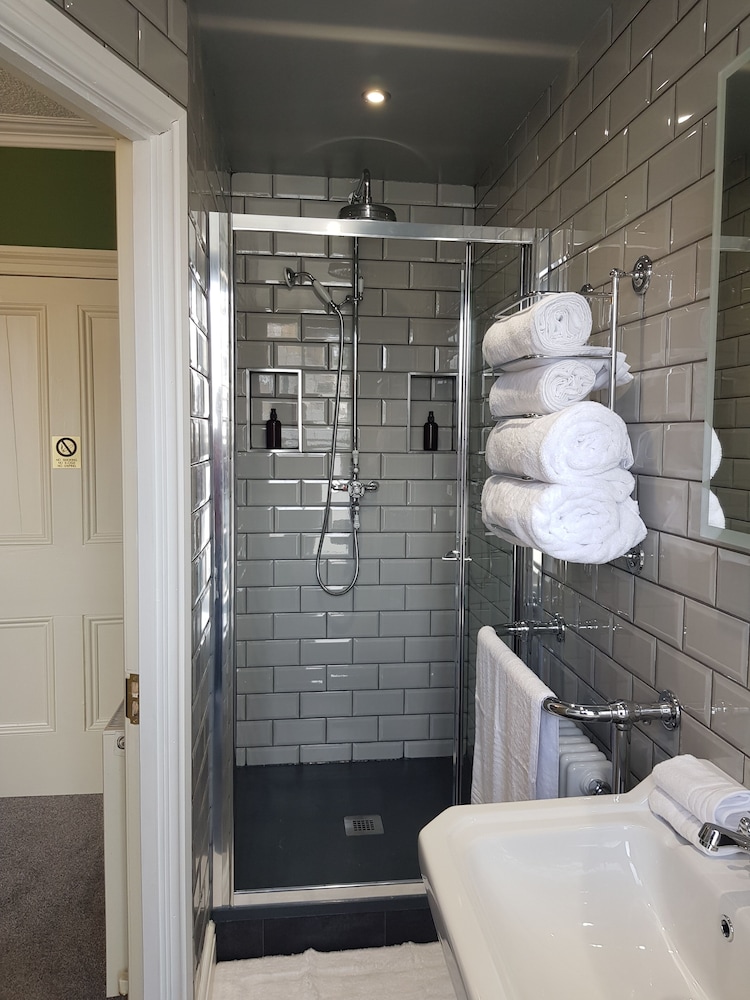 Afallon Townhouse