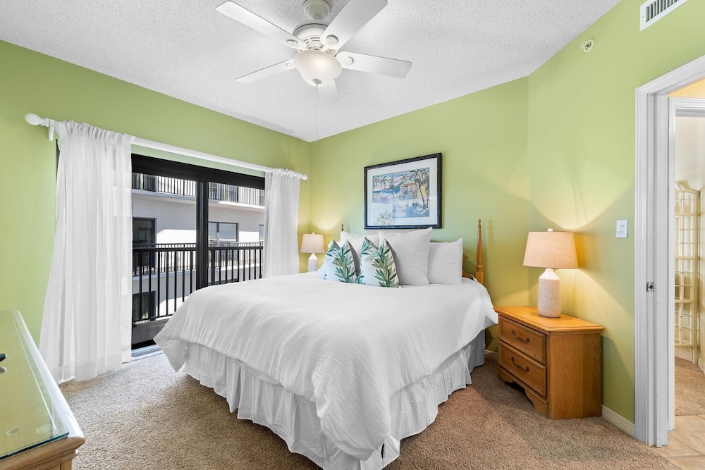 The Palms West 311
