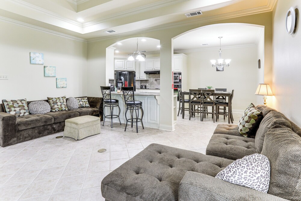 Family Retreat w/ Patio & Yard in Zachary