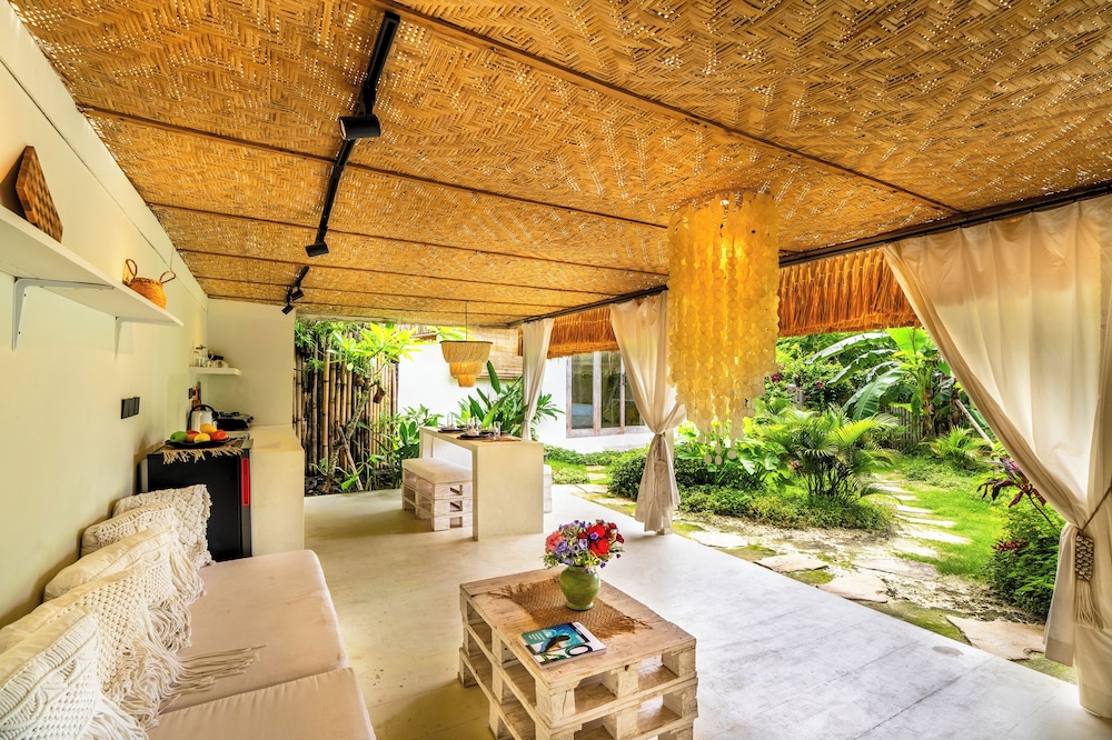 Villa Laguna by Pertama Management