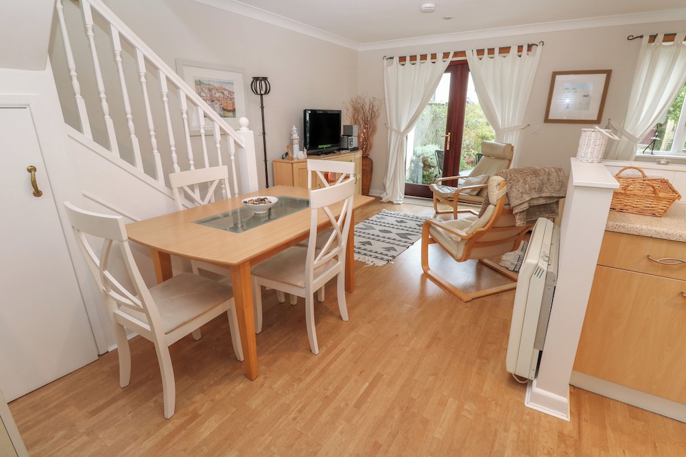 Albert's Den