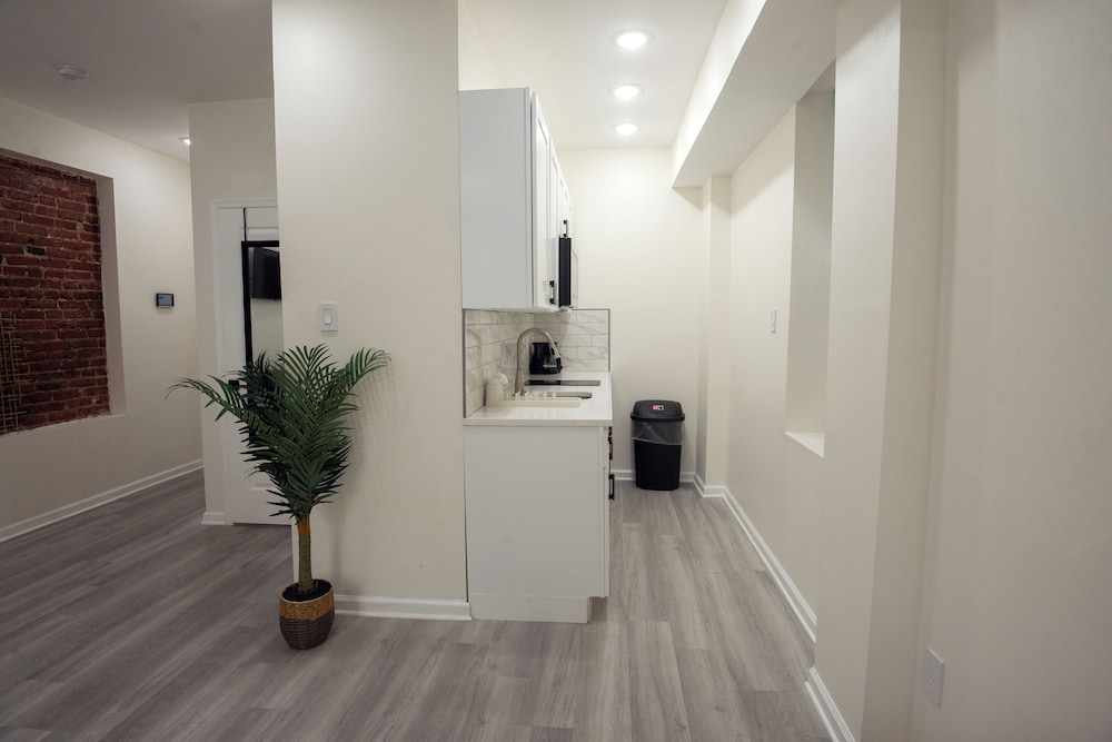 Diamond Suites Philadelphia Center