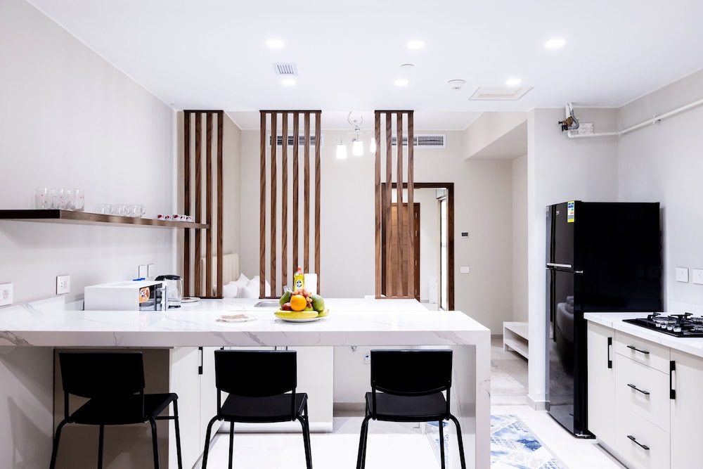 Vesta - Luxury Studio - Aeon Tower