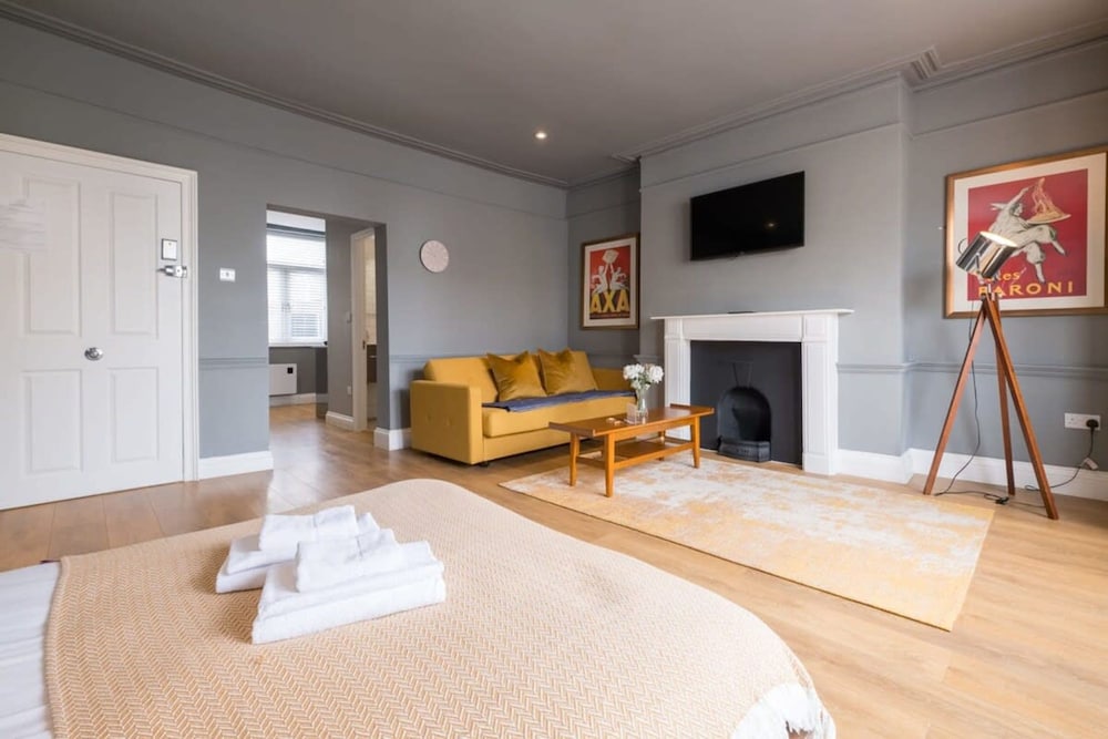 Host Stay St James Opulence