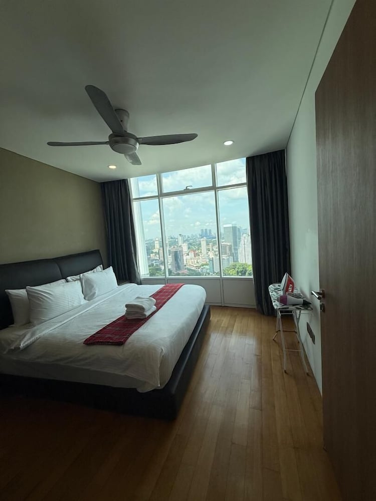 Vortex klcc apartment by comfort