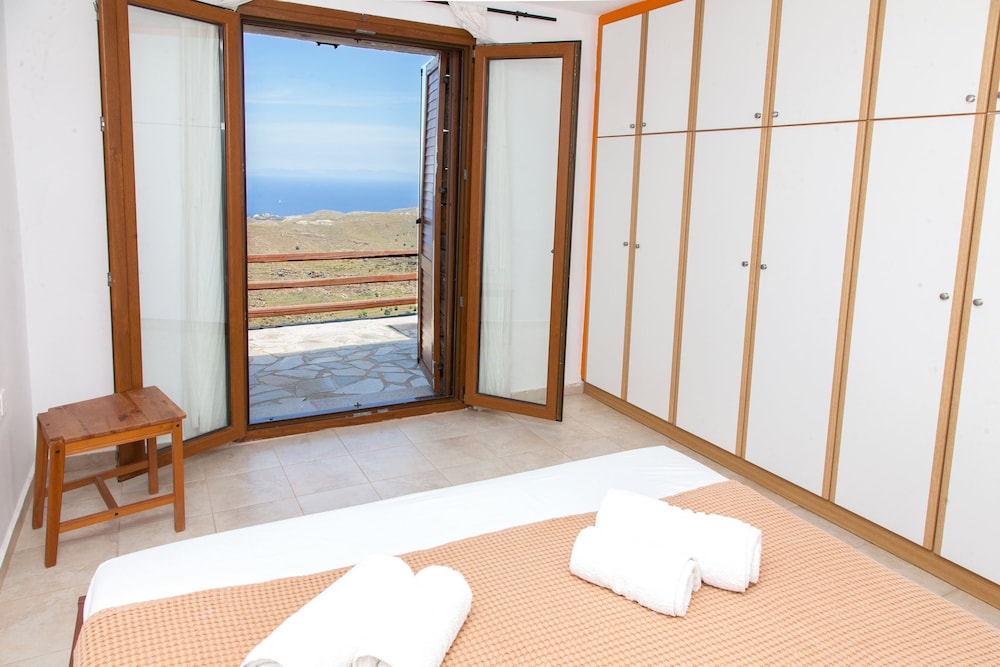 Villa Karthea III view 4