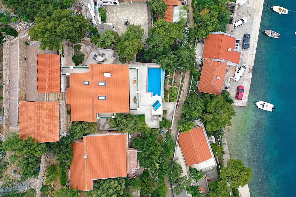 Villa Relax, Amazing View and 2 Pools view 5