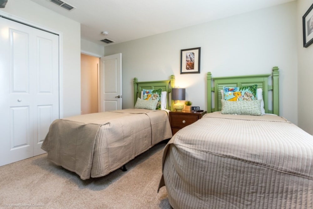 Rent a Luxury Townhome on Storey Lake Resort, Minutes From Disney, Orlando Townhome 2679 - Image 3