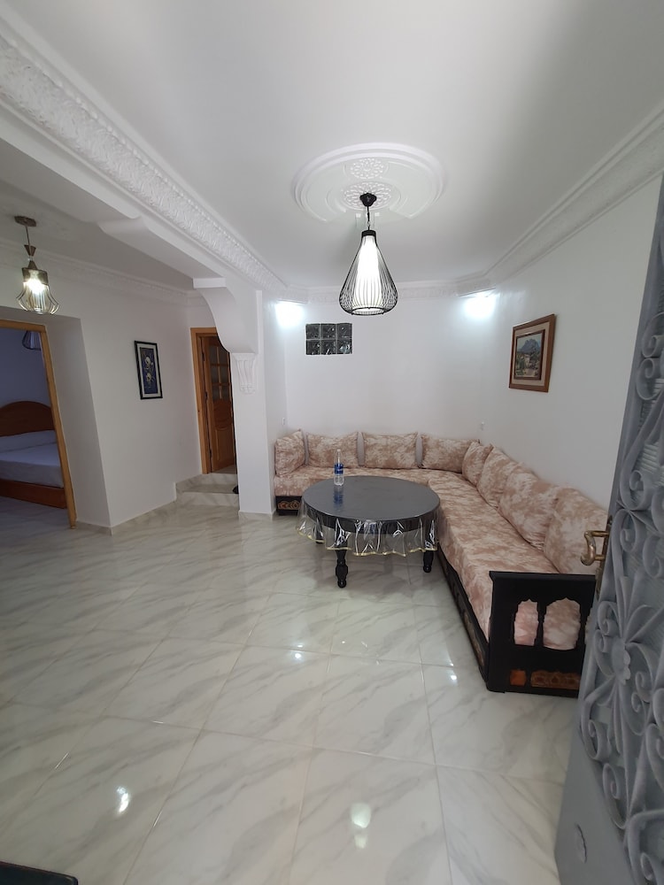 aline hostel