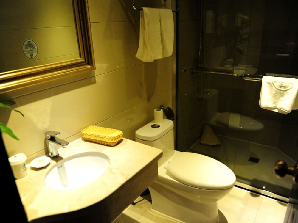 GreenTree Inn GanZhou Zhanggong District SanKang Temple RT-MART Express Hotel