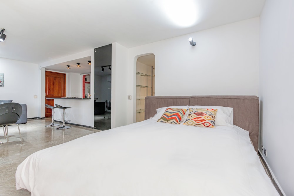 Edificio Casa Roma by Host Medellin