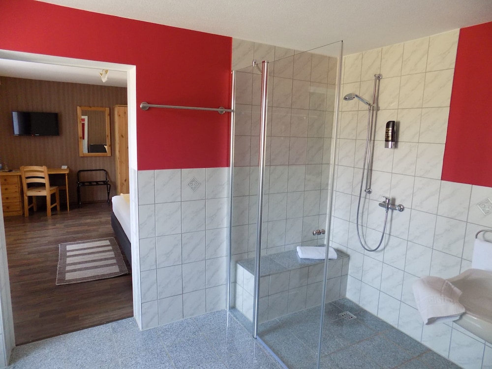 Heidehotel Jagdhof Dobra GmbH