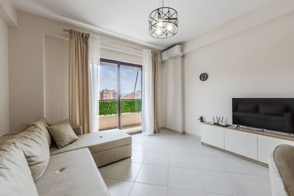 Vlora City Living Apartment