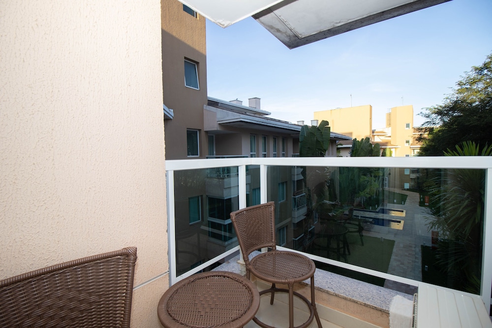 OZPED Flats Particulares The Sun