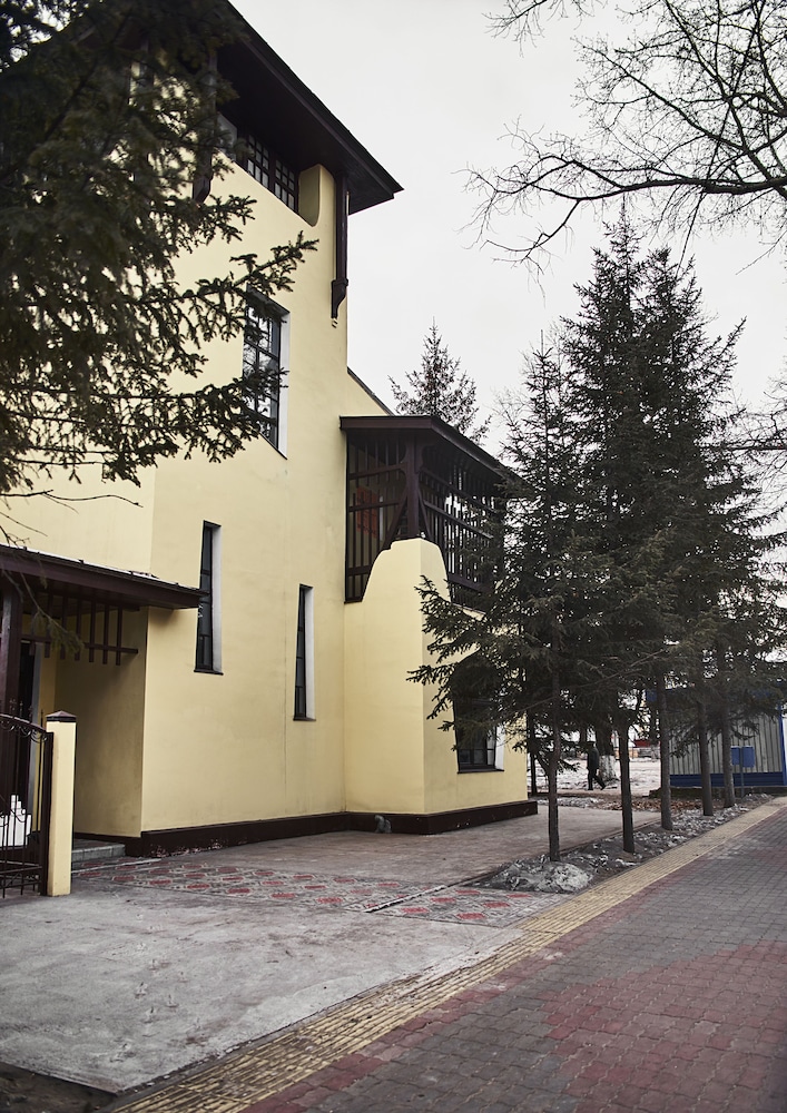 Photo 33