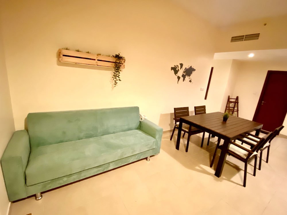 Bombay Backpackers DXB - Adults Only