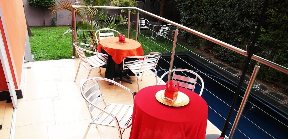 Redsquare Home