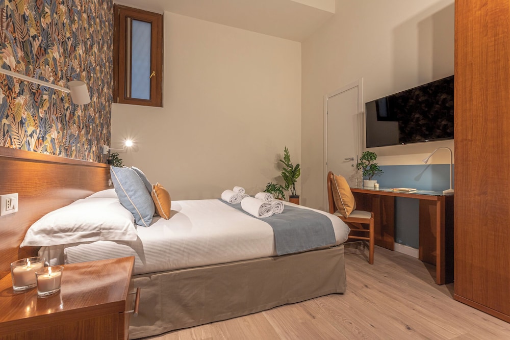 Vittoria Garden Suites