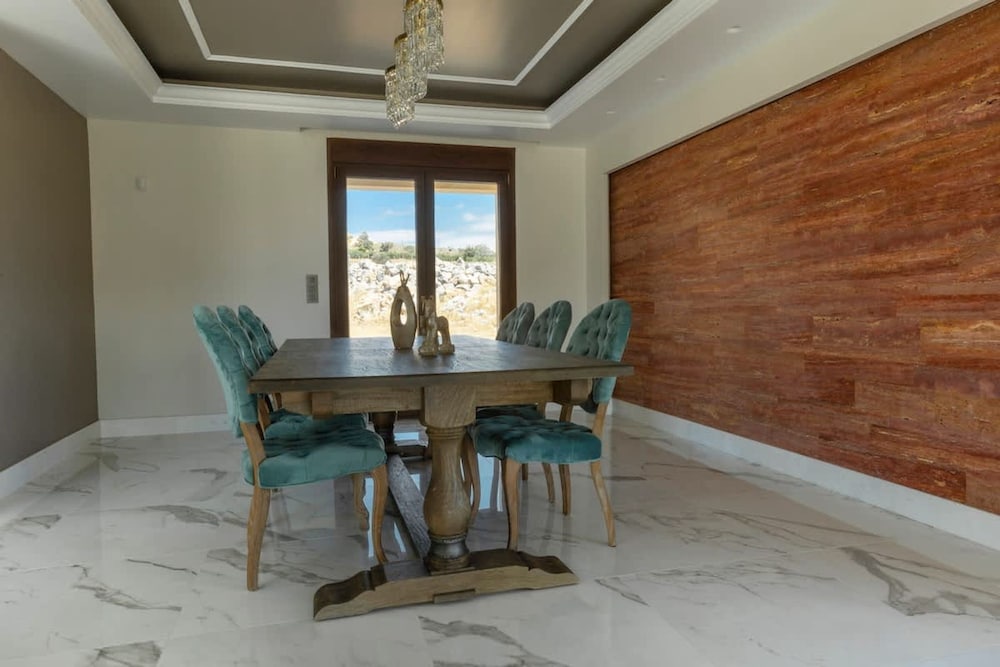 Villa Haria - Lux Villa With Private Pool in Crete