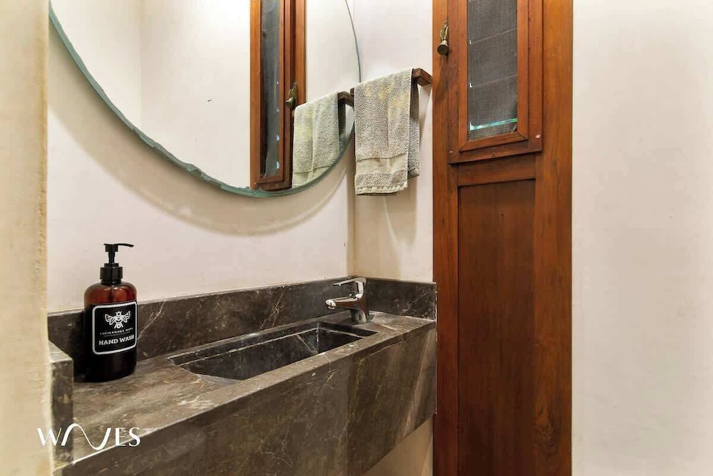 2 Br. PH W/private Pool in Luxury Gated Community