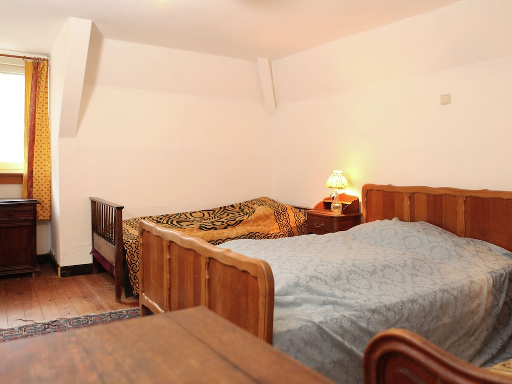 Spacious 11-bed Family Retreat