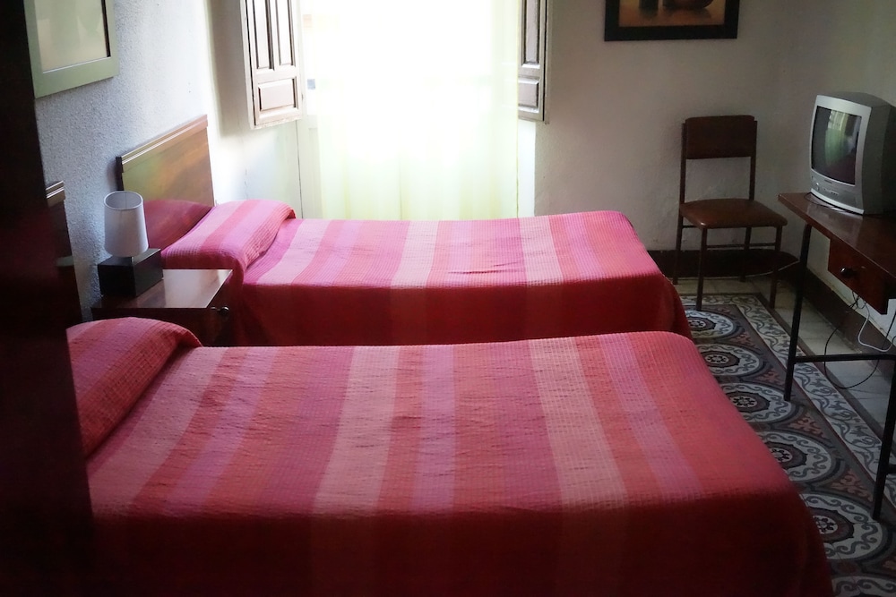 Hostal Pensión Antares view 2