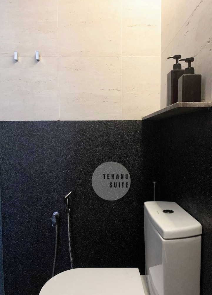 1BR Urban Escape at Damansara Heights