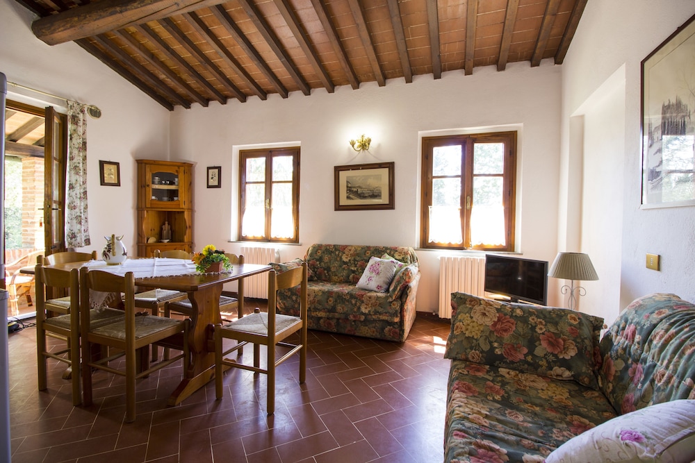 Borgo Il Poggio Agriturismo
