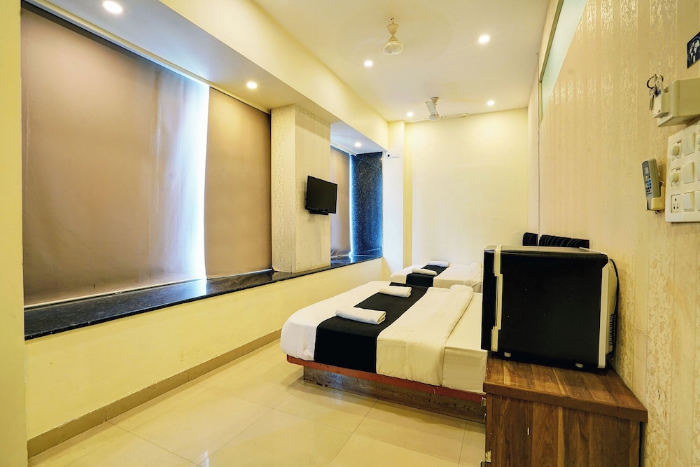 Fabhotel Freedom Star