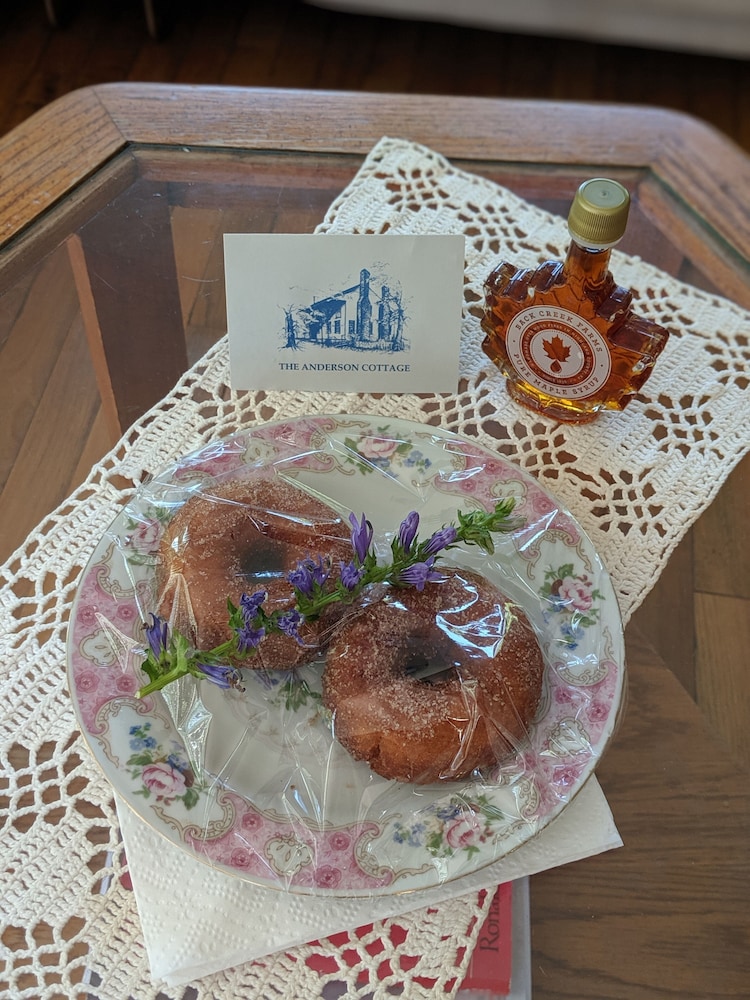 The Anderson Cottage Bed & Breakfast