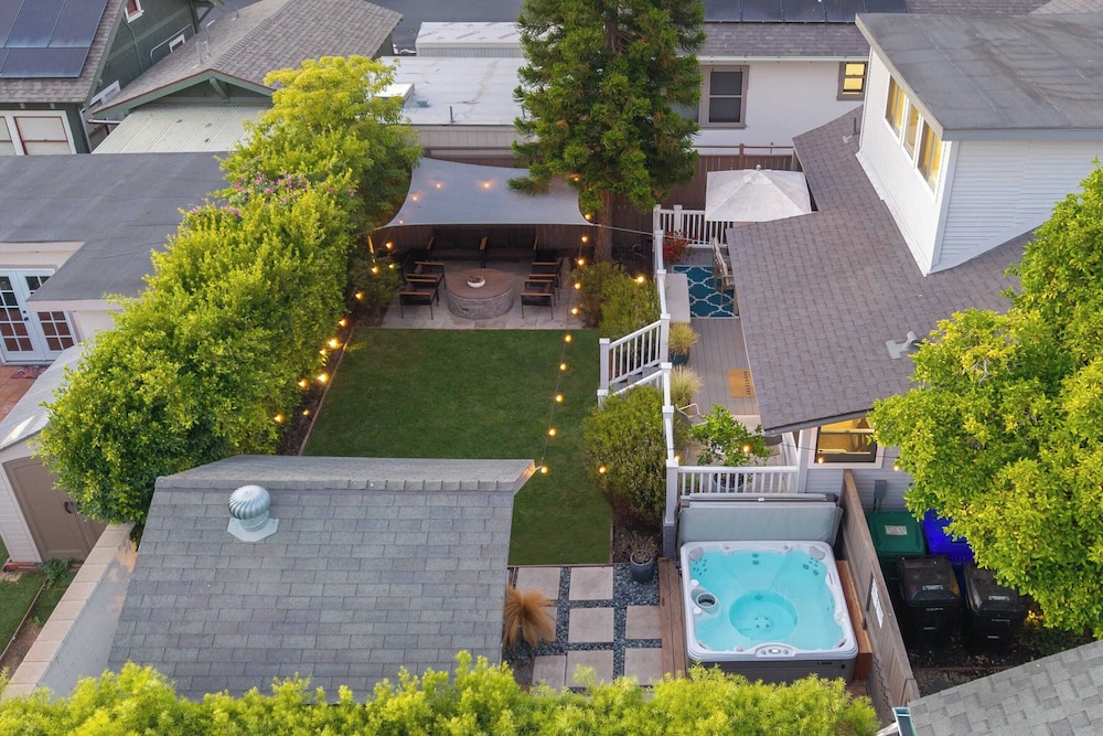 Luxe Backyard Oasis w/ Hot Tub Chic Design South Park Sanctuary