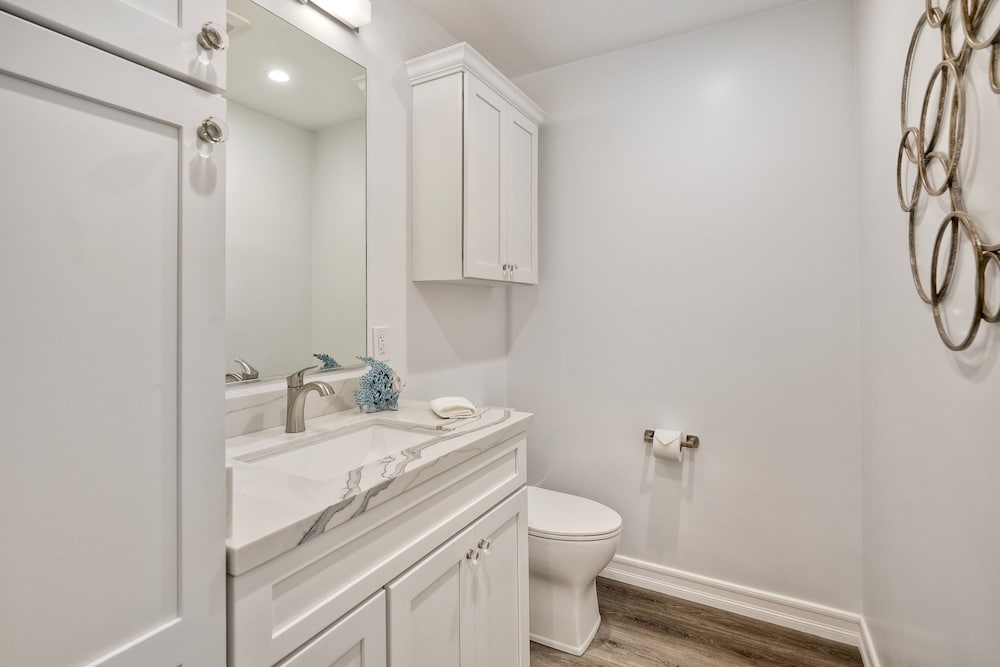 La Costa Comfort - Resort-style Living for 2