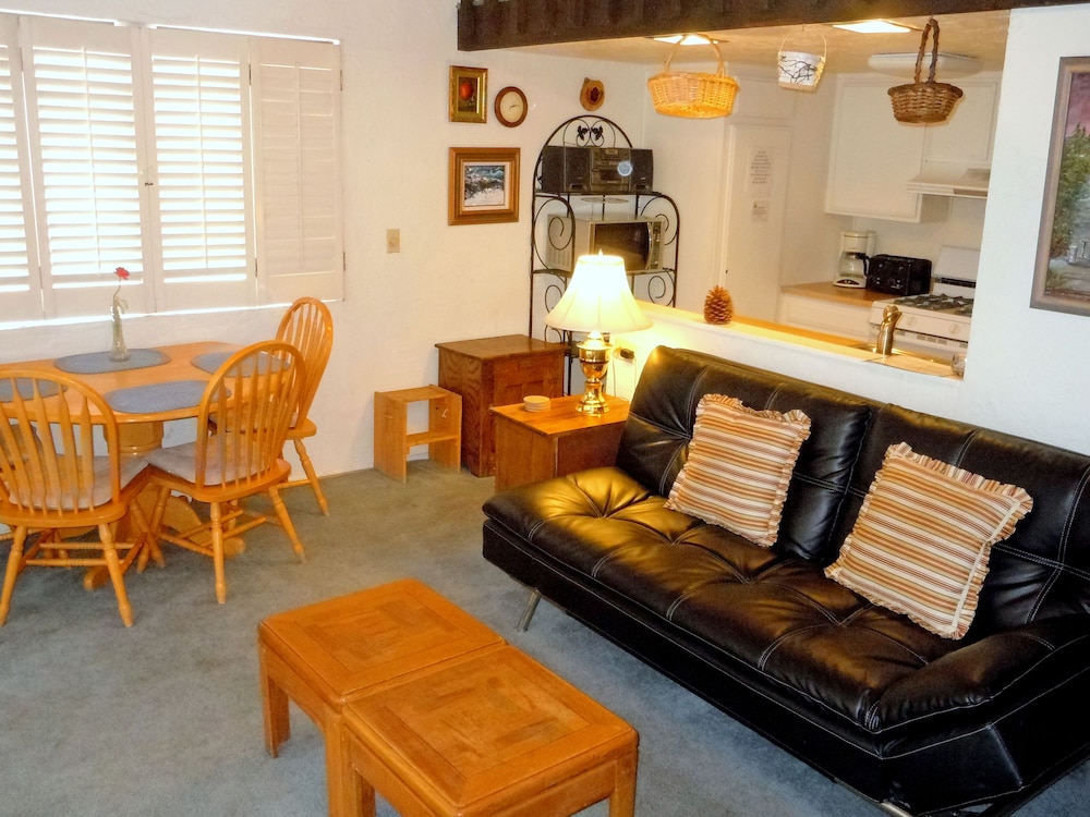 Snow Summit Townhouse Rentals & Sales