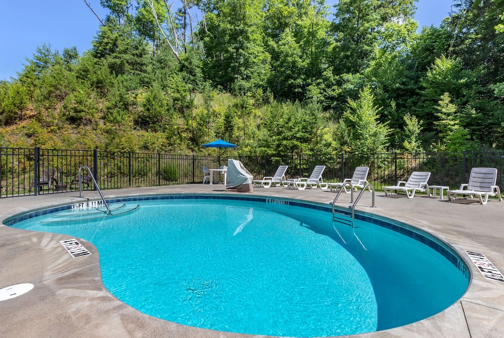 Microtel Inn & Suites By Wyndham Sylva Dillsboro Area