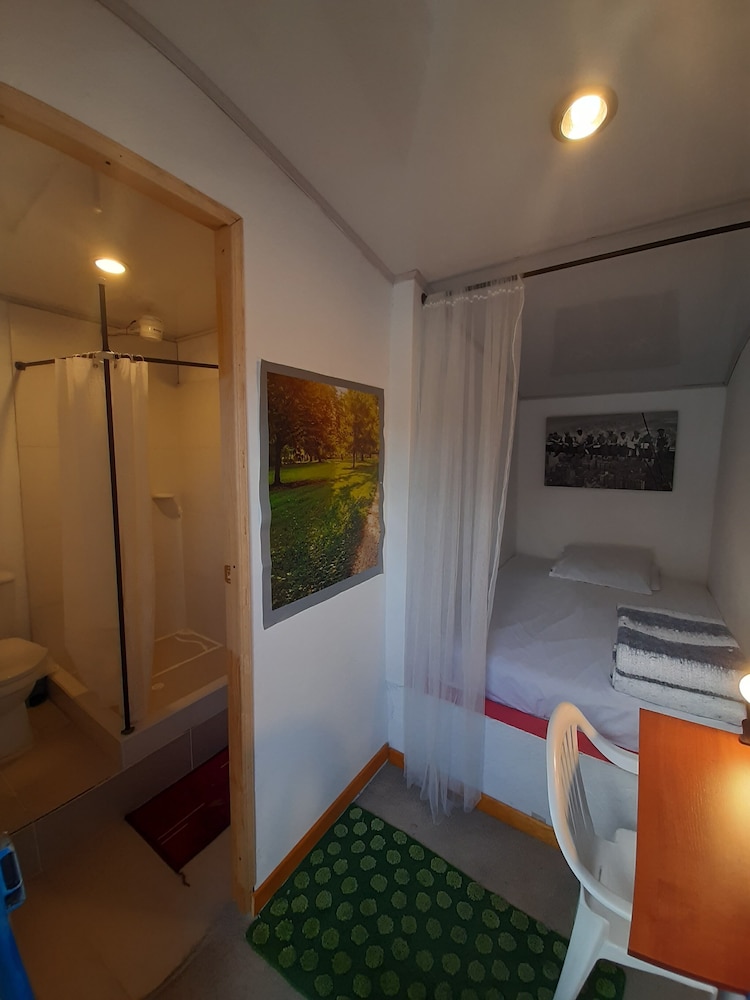 Karuss Hostel