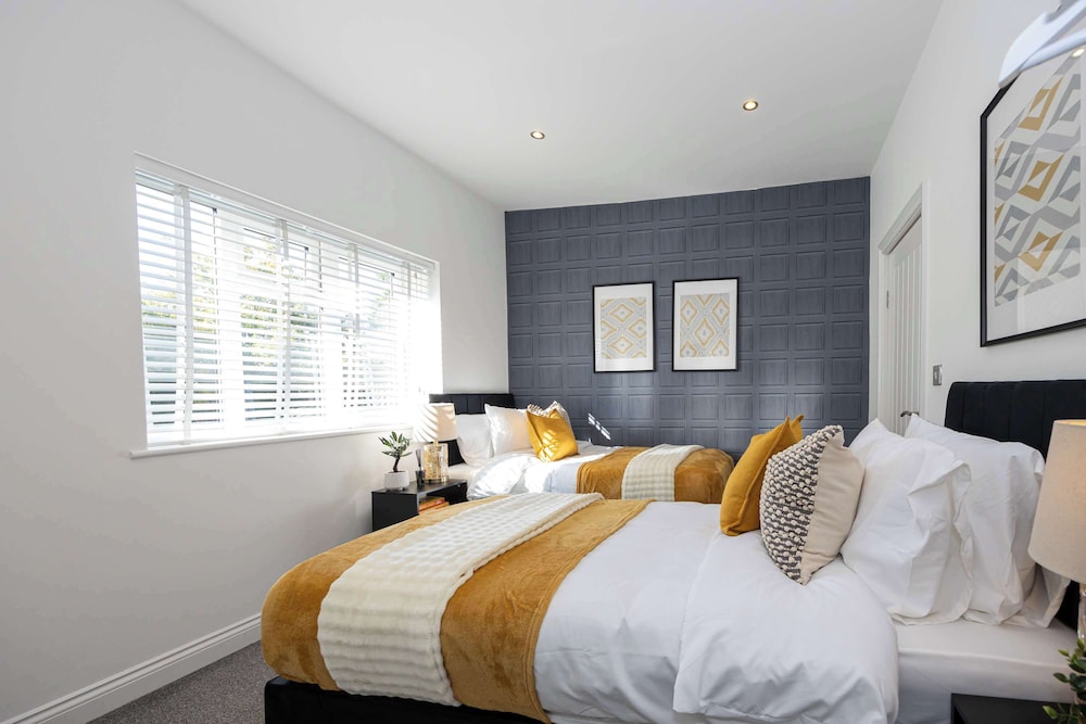 Cosy Apartment in the Heart of Sale