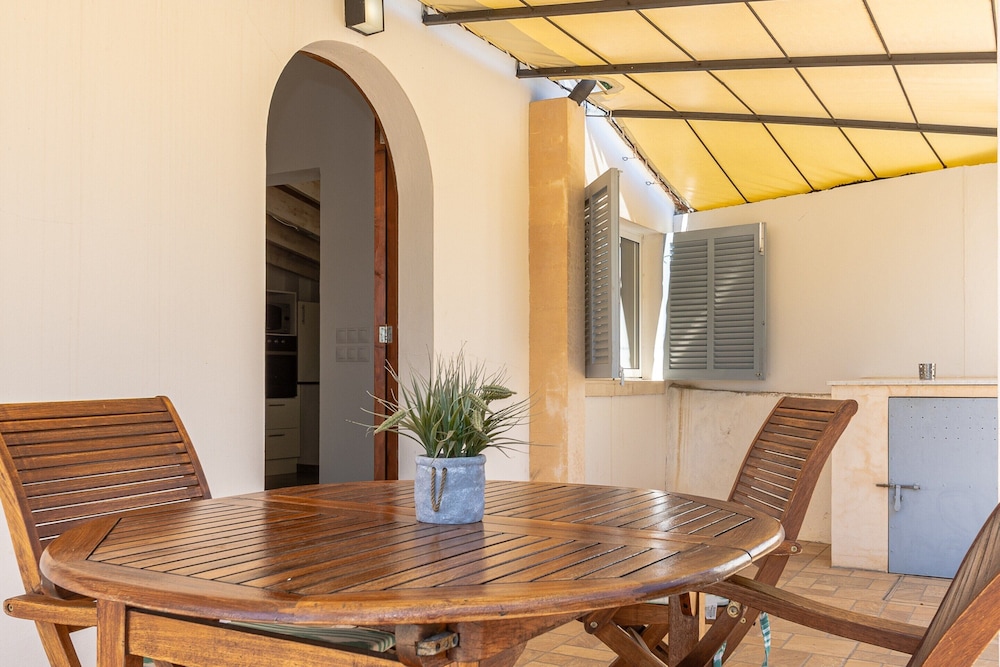Villa in Central Location