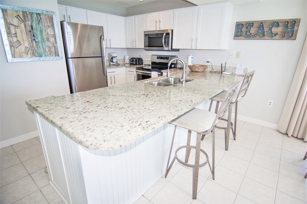 Pelican Beach Resort by Panhandle Getaways