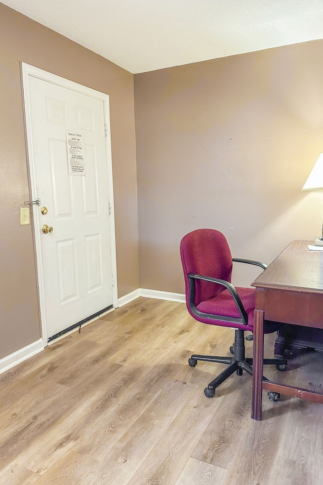 Sparta Seven Motel By OYO near Milledgeville - Property Image 35