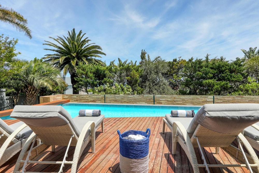 Anella 2 - Camps Bay view 3
