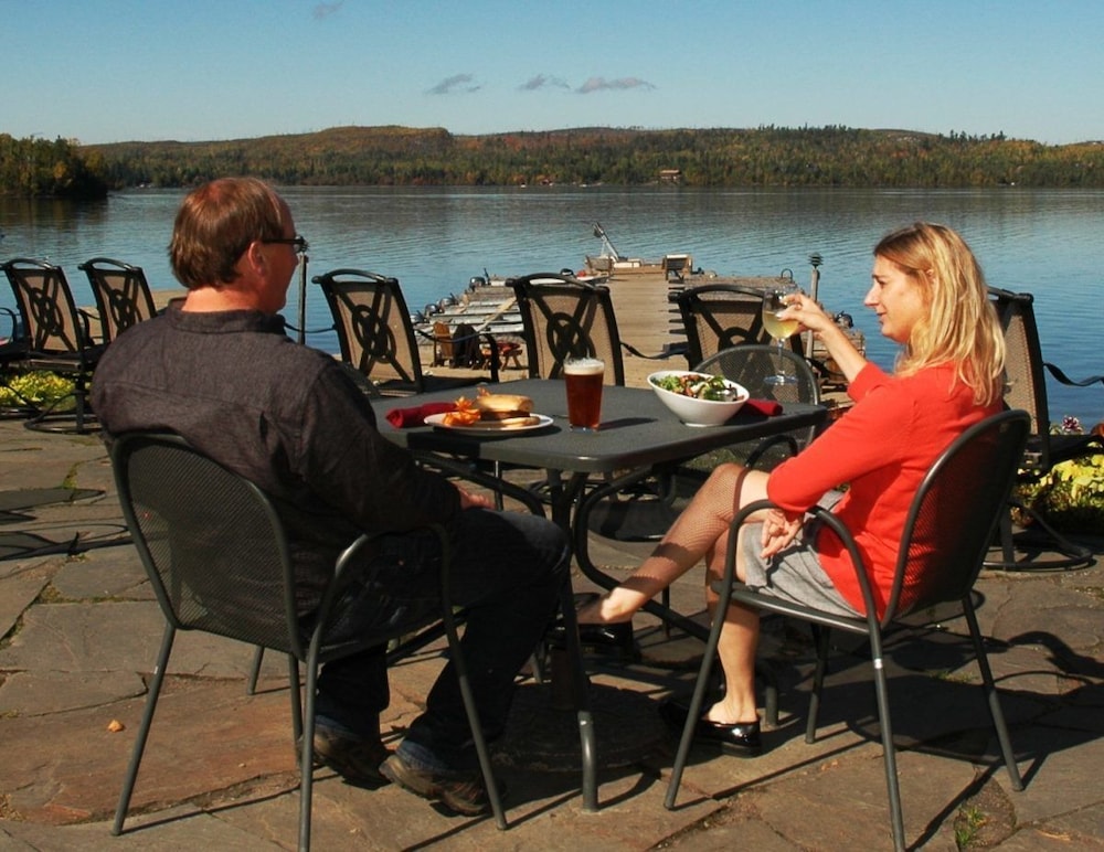Gunflint Lodge & Outfitters