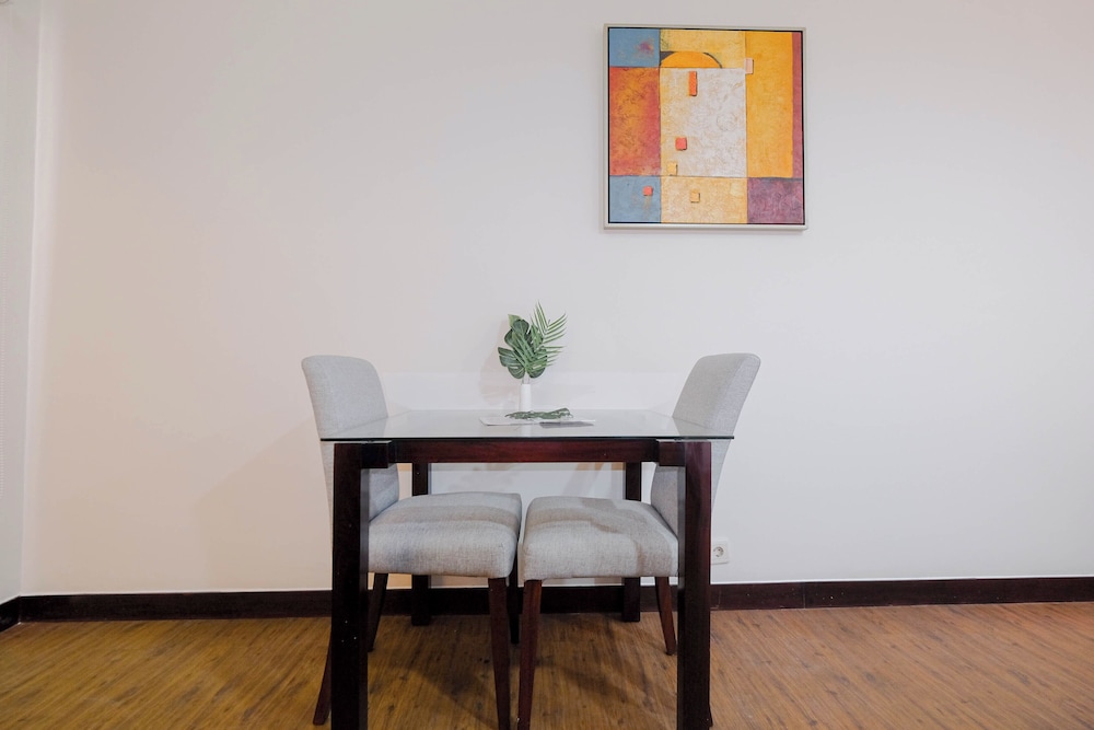 Cozy And Spacious 1Br Apartment At Marina Ancol