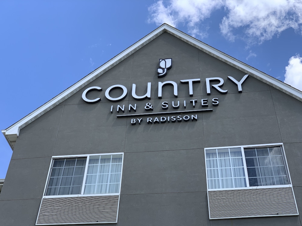 Decatur Vacations - Country Inn  Suites by Radisson, Decatur, IL - Property Image 5