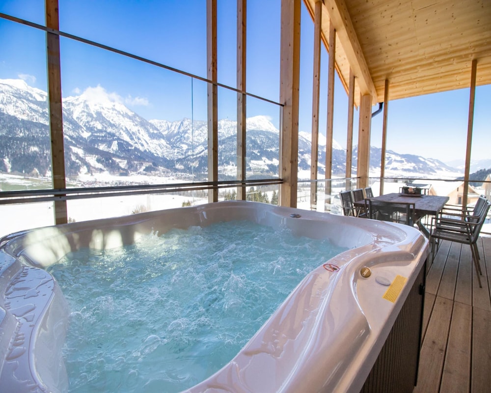 Attractive Chalet on the Slopes