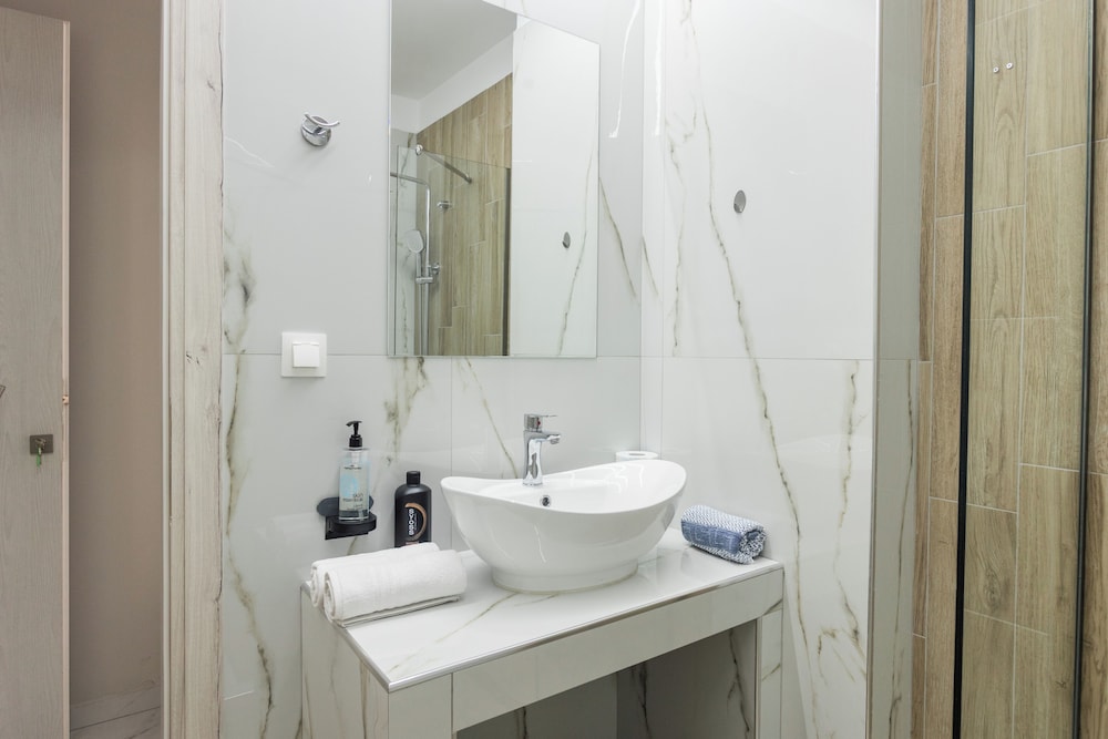 Noima Luxury Suites