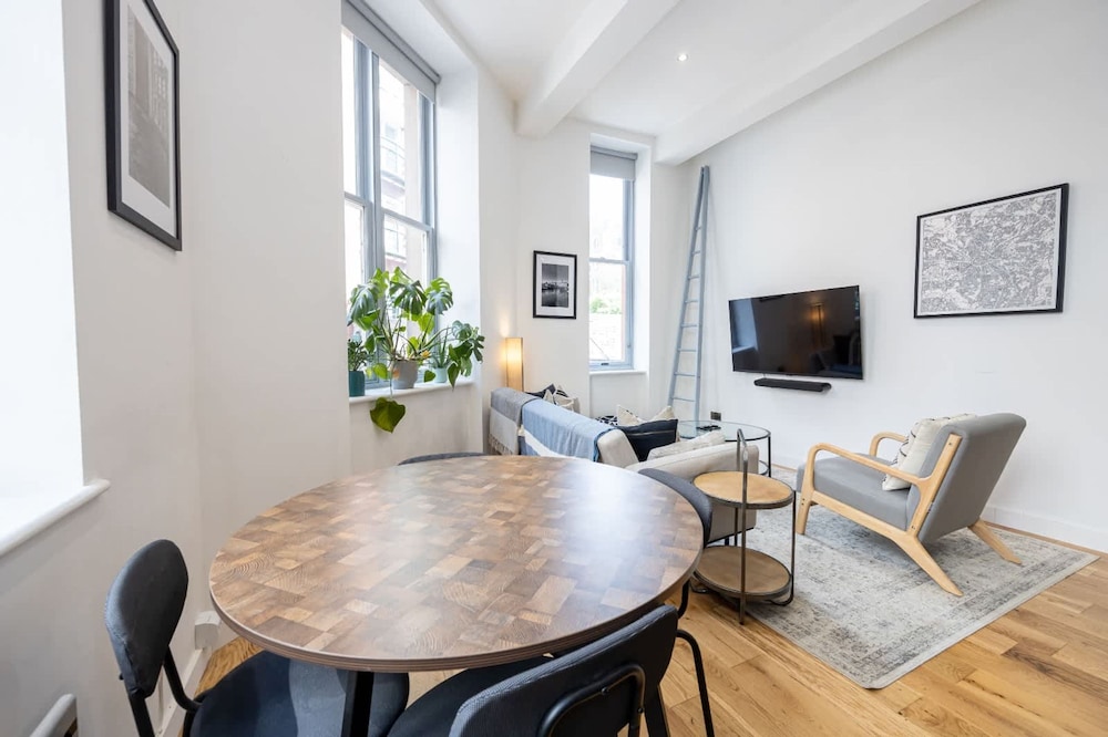 Azure Suite 1BR City Walks