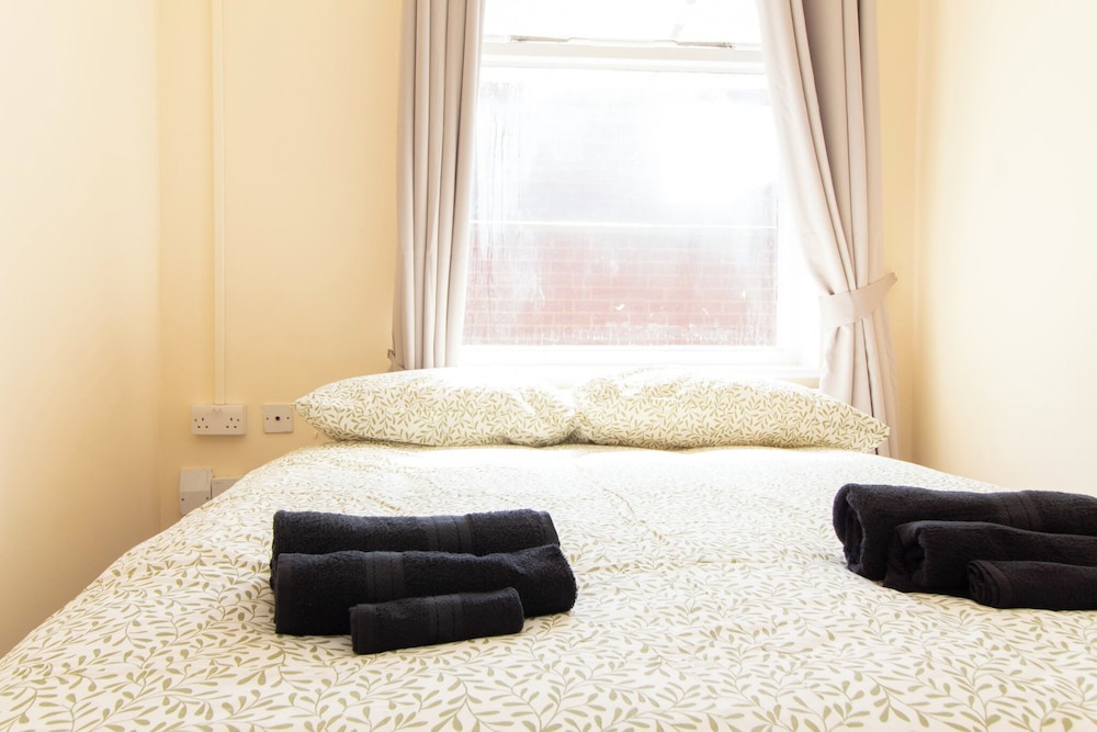 Brookvale Guest House Room 4