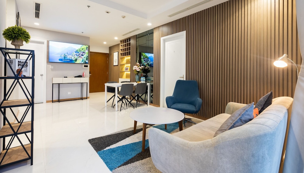 Landmark Apartment in Vinhomes Central Park