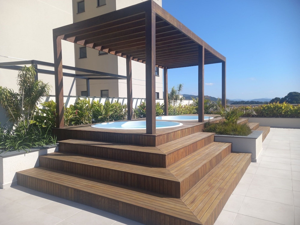 Horizonte Infinito Skyline Comfort Club
